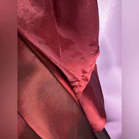 Forever 21 Semi Formal Red Taffeta Burgundy Dress Size Large - Picture 12 of 12
